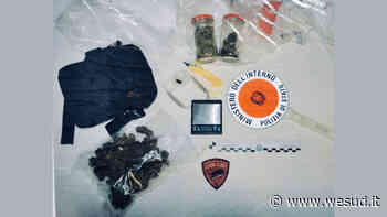 Crotone, a spasso sul lungomare con marijuana e bilancino di precisione nel marsupio: arrestato 41enne - wesud