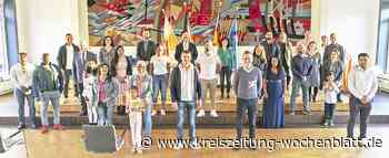 31 Personen erhalten deutschen Pass: Erste Einbürgerungsfeier im Landkreis Stade seit Beginn der Corona-Pande - Kreiszeitung Wochenblatt