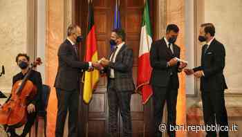 Decaro a Berlino ritira 'premio dei Presidenti' per Bari: il riconoscimento per un progetto dell'istituto Mar… - La Repubblica
