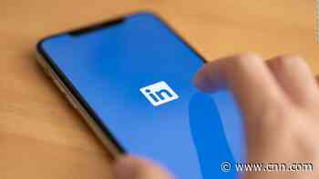 LinkedIn shuts down its China platform