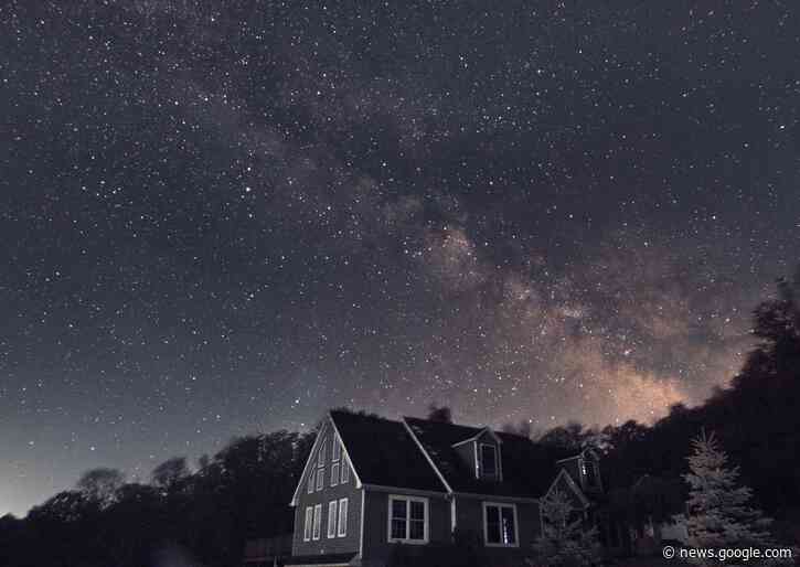 Mysterious, 'extraordinary' radio waves discovered coming from heart of the Milky Way - MLive.com