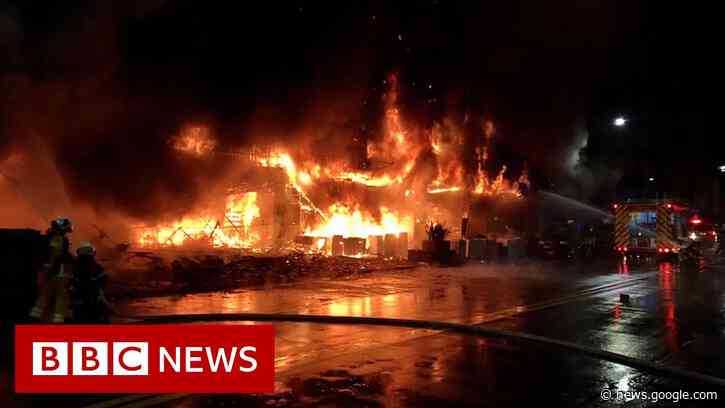 Dozens dead after fire at Taiwan 13-storey tower block - BBC News - BBC News