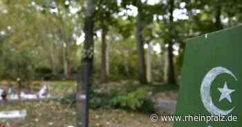 Zentralfriedhof jetzt auch mit islamischem Gräberfeld - Neunkirchen - Rheinpfalz.de