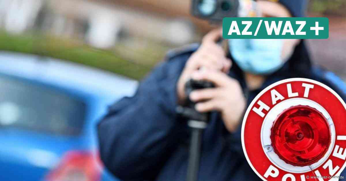 Polizeikontrollen in Wolfsburg: 16 Autofahrer daddeln während der Fahrt am Handy - Wolfsburger Allgemeine