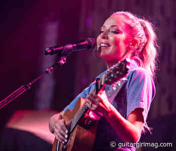 MacKenzie Porter performed at the Showbox on October 5, 2021 - Guitar Girl Mag