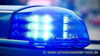 Unfall bei Nagold: Autofahrer kommt nach Sekundenschlaf von Straße ab