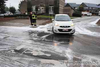 Brandweer moet olievlek opruimen