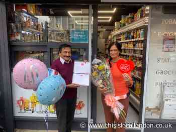 Battersea post master celebrates 40 years in the job