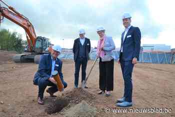 Bouw nieuw hoofdcommissariaat van politiezone AMOW, dat eind 2022 klaar moet zijn, is van start gegaan