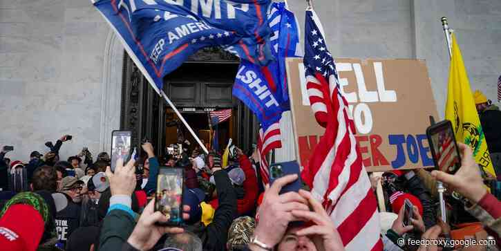 Capitol police officer offered to let January 6 rioter stay at his home and arrange a tour of the building 'legally next time,' feds say