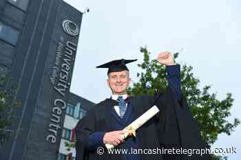 Former engineer who suffered with mental health gets degree in Psychology
