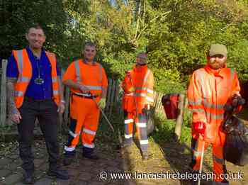 Youngsters on Universal Credit helping to clean Pendle's grot spots in new scheme