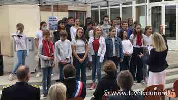 Arras : un hommage rendu au professeur Samuel Paty au collège Marie-Curie - La Voix du Nord