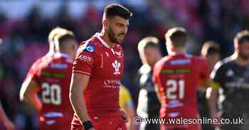 Leinster v Scarlets live updates: Latest score and all the action from the URC clash