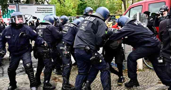 Polizei: 46 verletzte Beamte bei «Köpi»-Räumung