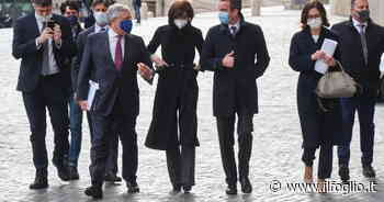 Le scazzottate di Arcore per definire il futuro di Forza Italia e del Quirinale - Il Foglio