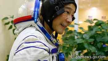 Japanese billionaire gets ready for December space mission