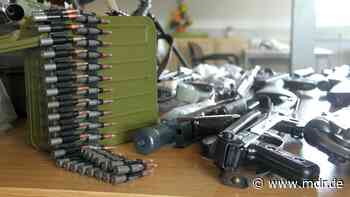 Dresden: Anklage gegen Niederländer wegen unerlaubten Waffenhandels - MDR