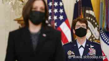 General at Scott Air Force Base is second woman to lead a top US command - STLtoday.com
