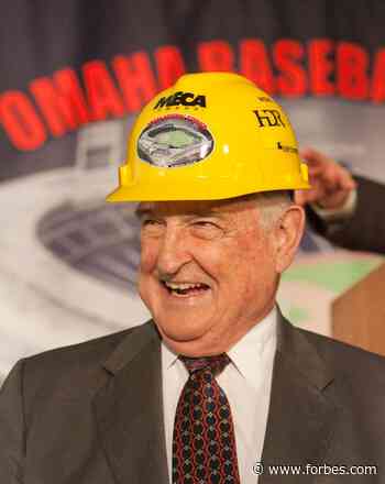 Walter Scott Jr., Warren Buffett’s Longtime Friend And Business Partner, Dead At 90 - Forbes