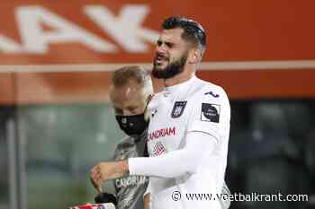 Wat liep er mis voor Cobbaut bij Anderlecht? "In een ploeg die niet draait moet er altijd een gebeten hond ... - Voetbalkrant.com