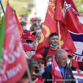 Zehntausende bei Demo gegen Faschismus in Rom - radioeuskirchen.de