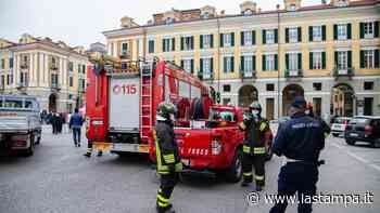 Allarme per odore di gas nel centro di Cuneo mentre in piazza c’era il debutto della Fiera del Marrone - La Stampa