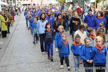Herfstzonnetje begeleidt druk bijgewoonde Sint-Gummarusprocessie