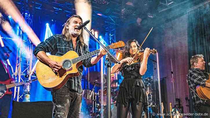 Rocklegende in Nagold: Mit Ray Wilson ist   ein Stück Rockgeschichte  zu   Gast     in der   Seminarturnhalle