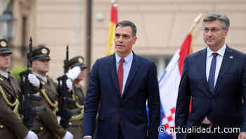 "¡Sánchez dimisión!": Abuchean al presidente del Gobierno español durante el desfile por el Día de la... - RT en Español