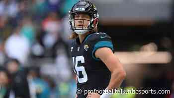 Trevor Lawrence TD pass brings Jaguars within three points at halftime