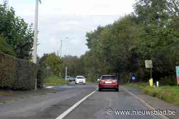 Overvallers richten vuurwapen op jong koppeltje dat terugkeert van fuif - Het Nieuwsblad