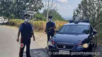 Crotone, ignoti rapinano una gioielleria. Indagini dei carabinieri - Gazzetta del Sud - Edizione Catanzaro, Crotone, Vibo