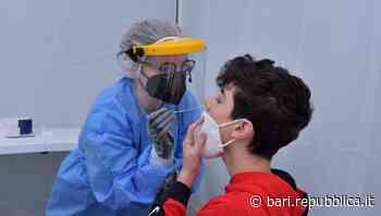 Scuola, a Bari contagi abbattuti del 97 per cento rispetto al 2020: "Effetto vaccino" - La Repubblica
