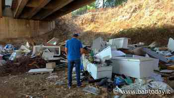 Elettrodomestici rotti e gettati nelle campagne: denunce e multe a Bari, raffica di controlli - BariToday