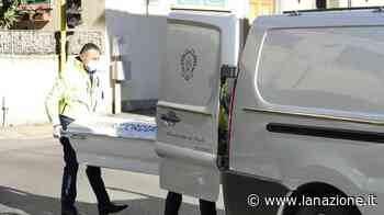 Tragico incidente a Prato: 35enne muore in bici travolta da un'auto - LA NAZIONE