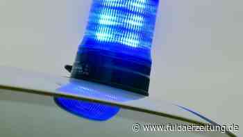 Fulda: Mann kracht in Auto - Hoher Schaden bei Auffahrunfall - Fuldaer Zeitung