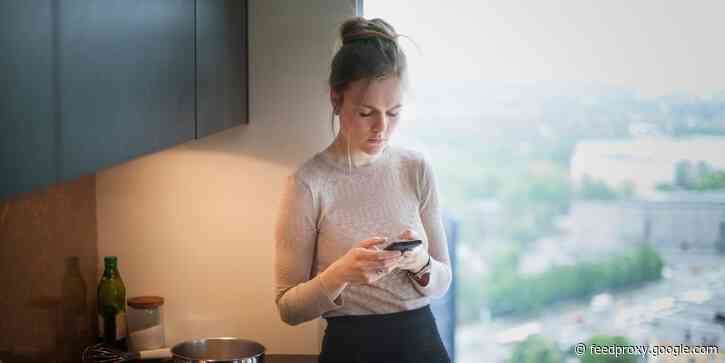 Instagram isn't just hurting teenage girls - I'm an adult who deleted Instagram. Here's what I learned from my digital detox.