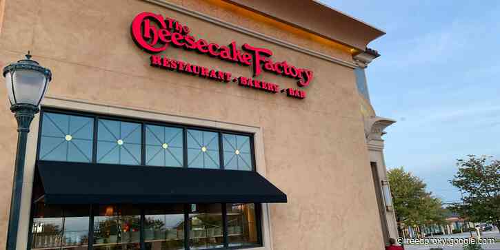 I visited The Cheesecake Factory for the first time to see why sales are skyrocketing, and I was disappointed by mediocre food at high prices