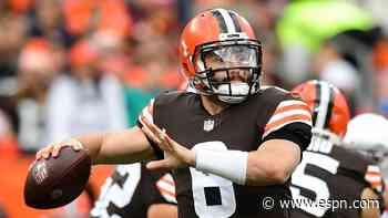 Mayfield aggravates shoulder, plans to play Thu.