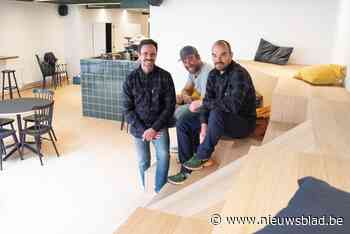 Krokbar van De Mol-finalist Sven (42) opent precies jaar na finale in Aalst: “Ik ben nog steeds 'die van De Mol'” - Het Nieuwsblad