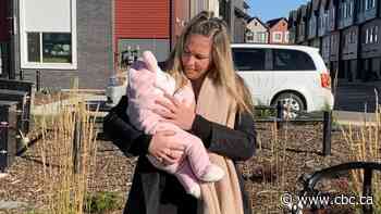 Edmonton mother who contracted COVID-19 while pregnant thankful she got the shot