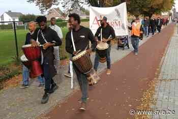 Muzikale optocht klaagt armoede aan (Geel) - Gazet van Antwerpen Mobile - Gazet van Antwerpen