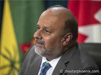 Shahab warns against COVID-19 complacency as weather cools in Sask.