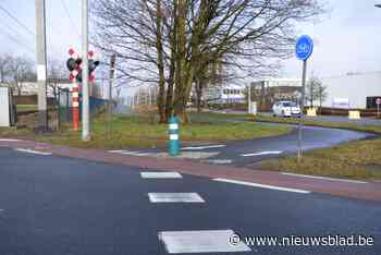 Nieuwe verkeersmeting aan oversteekplaats fietsers Puursesteenweg - Het Nieuwsblad