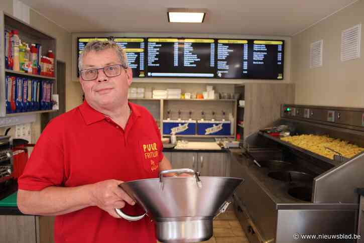 Uitbater Puur Frituur zit door wegenwerken voor de zoveelste keer ‘in de patatten’: “En ik deelde al bijna 8.000 gratis frikandellen uit”