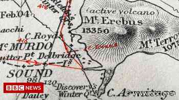 Captain Scott's Antarctic expedition items auctioned - BBC News