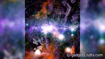 NASA Shares Stunning Panorama Shot of Milky Way's Galactic Centre