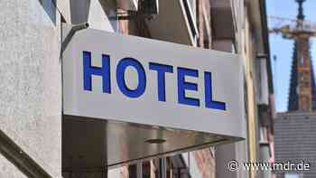 Branchen-Umfrage - Touristisches Gastgewerbe mit Umsatz über Vorkrisen-Niveau | MDR.DE - MDR
