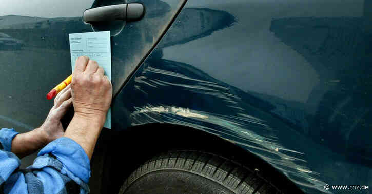 Mannheim:  Unfallfahrer stellt sich Passant und flüchtet dann doch